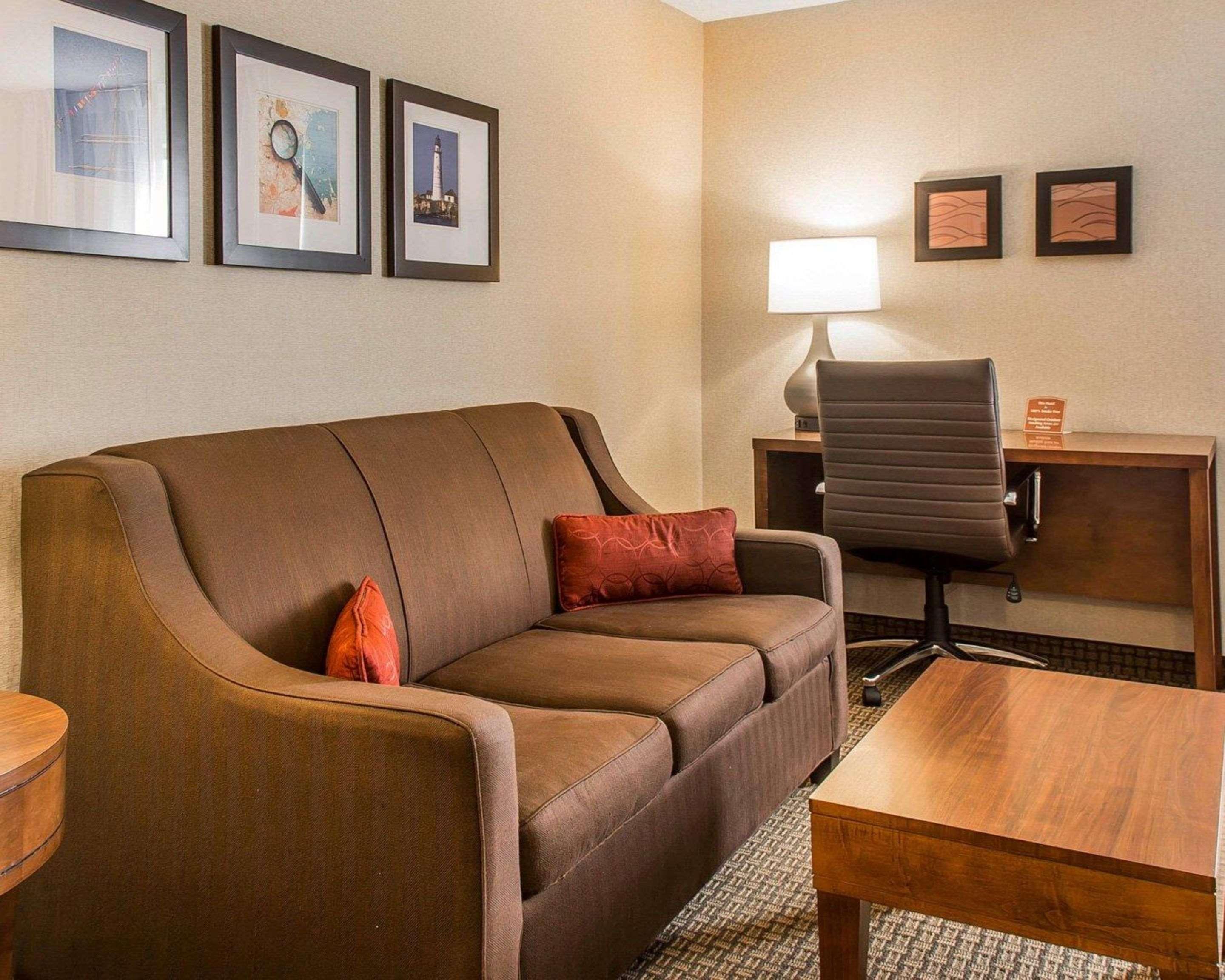 Comfort Inn Boston Exterior photo